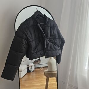 Zara Black Cropped Puffer Jacket